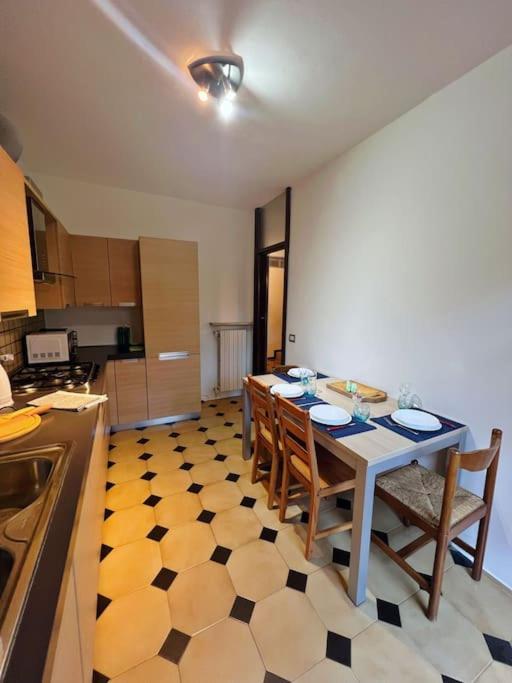Business And Family House Con 3 Camere Da Letto Bergamo Exteriör bild