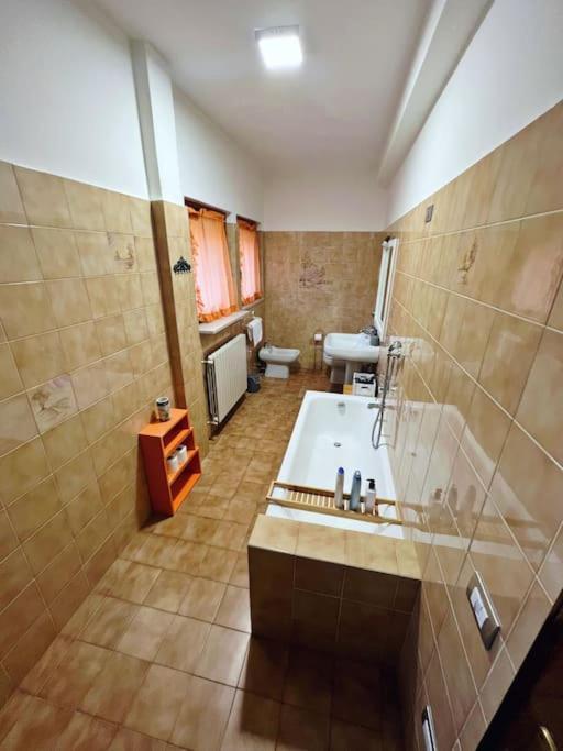Business And Family House Con 3 Camere Da Letto Bergamo Exteriör bild