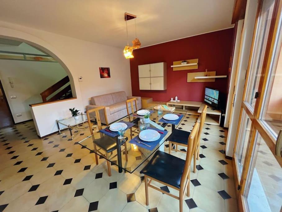 Business And Family House Con 3 Camere Da Letto Bergamo Exteriör bild