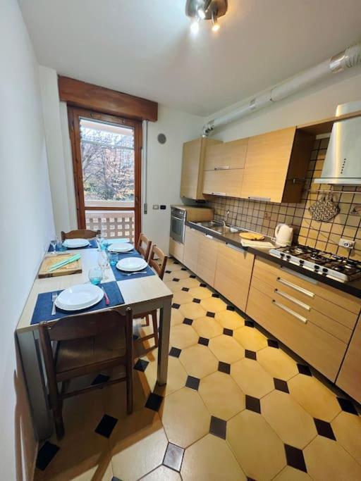 Business And Family House Con 3 Camere Da Letto Bergamo Exteriör bild