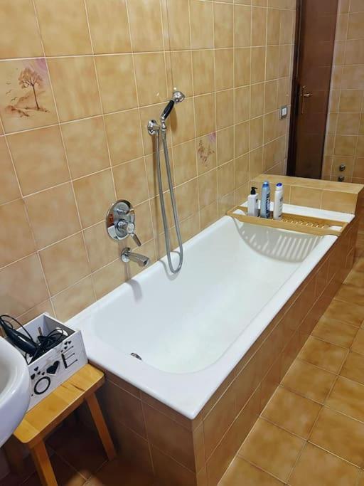 Business And Family House Con 3 Camere Da Letto Bergamo Exteriör bild